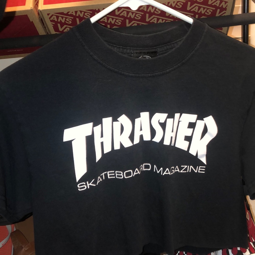 CROPPED THRASHER SHIRT
